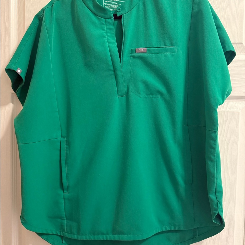 Figs Green Montex Scrub Top
